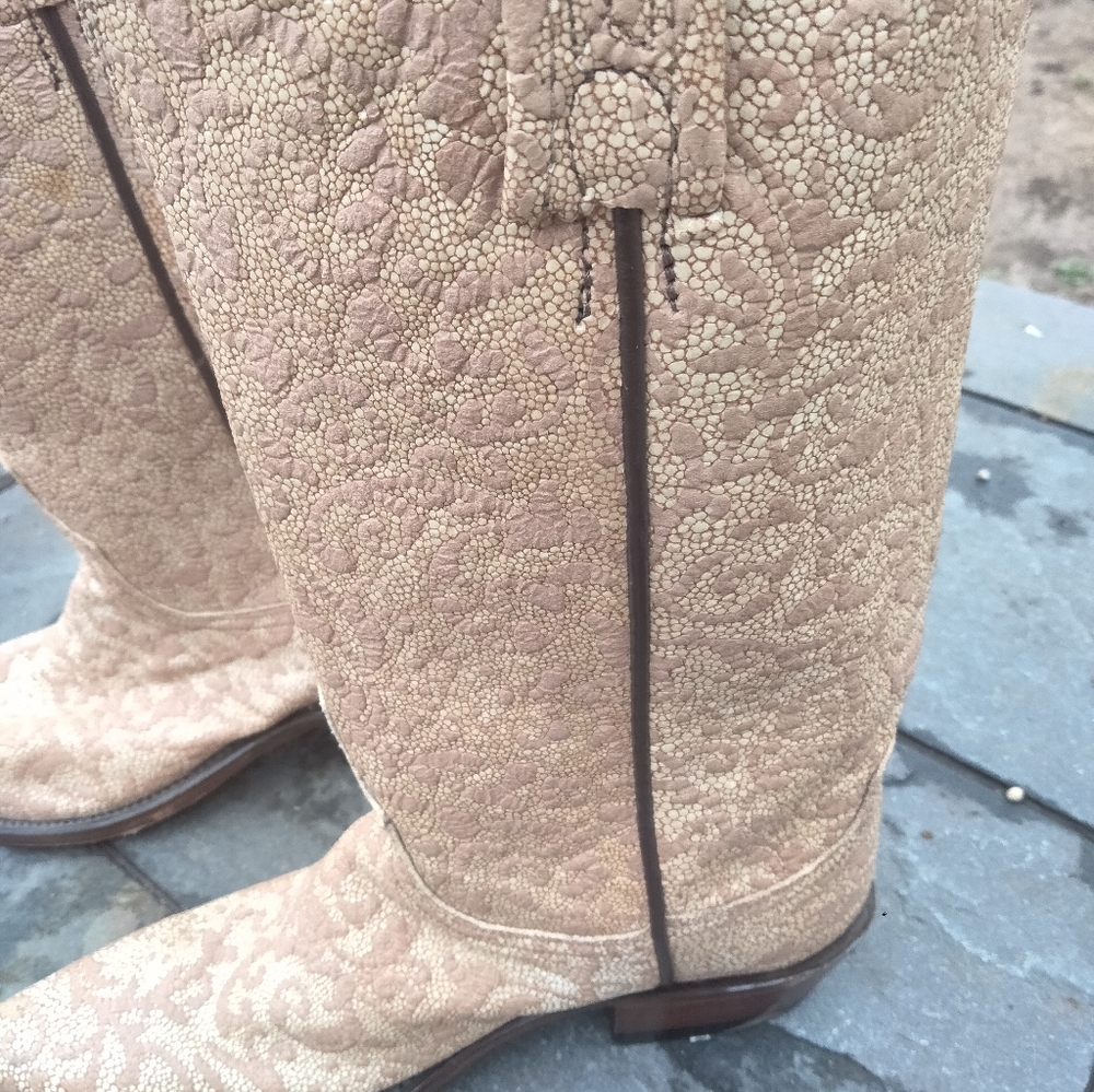 Lucchese Leather Textured Tan Heeled Boots Size 5 1/2 - Picture 3 of 16